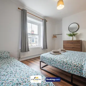 https://free-parking-stylish-townhouse-sleeping-6.cardiffhotelswales.com