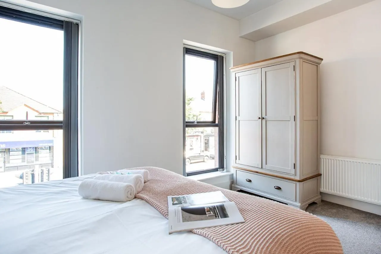 Luxury Fully Equipped Kitchen Ormeau Park Apartment Belfast 0*,  United Kingdom